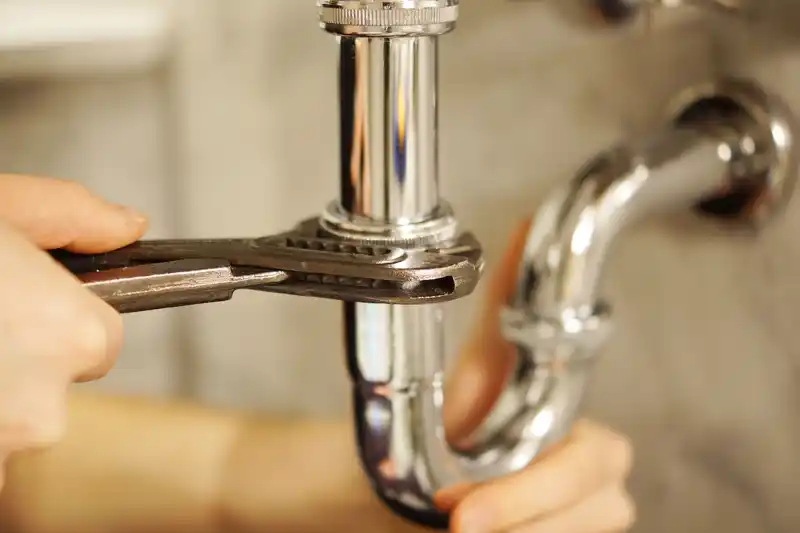 fuite d'eau sous évier réparation plomberie